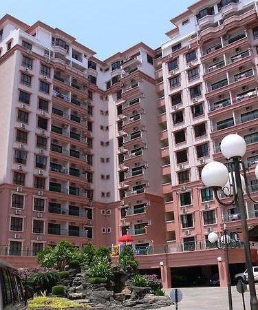 Dorcas Service Apartment - Marina Court كوتا كينابالو المظهر الخارجي الصورة