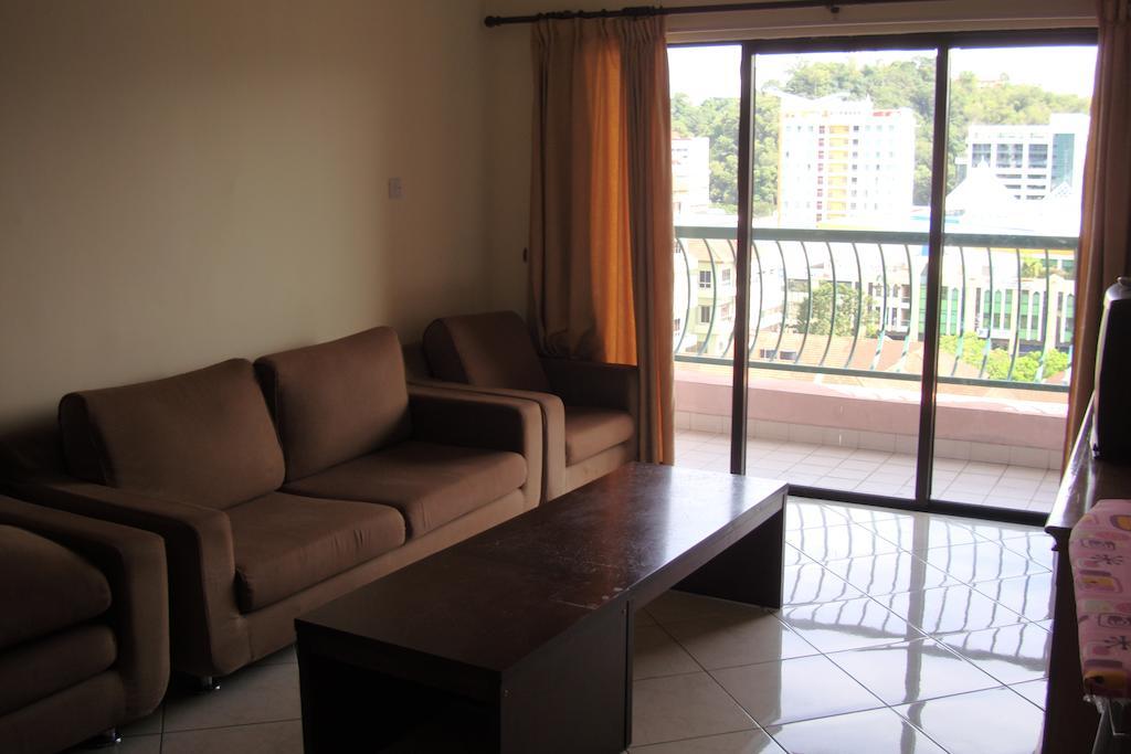Dorcas Service Apartment - Marina Court كوتا كينابالو الغرفة الصورة
