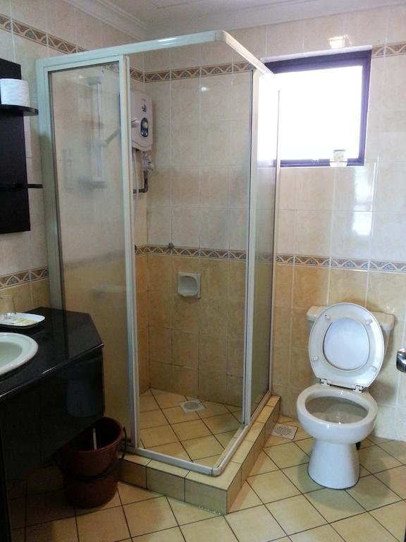 Dorcas Service Apartment - Marina Court كوتا كينابالو المظهر الخارجي الصورة
